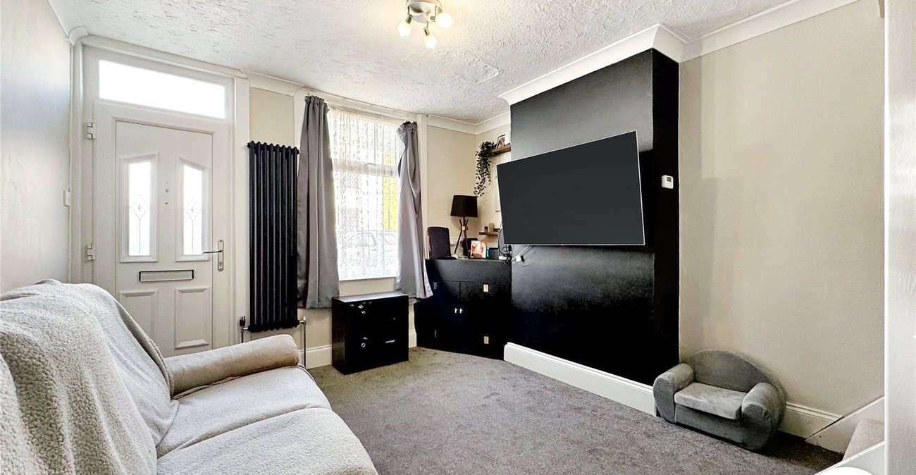 2 bedroom house for sale in Penenden Heath | Robinson Michael & Jackson