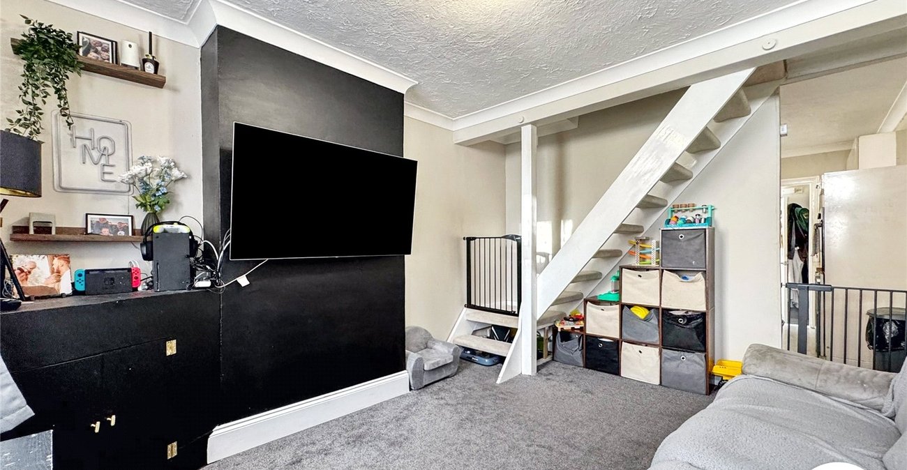 2 bedroom house for sale in Penenden Heath | Robinson Michael & Jackson