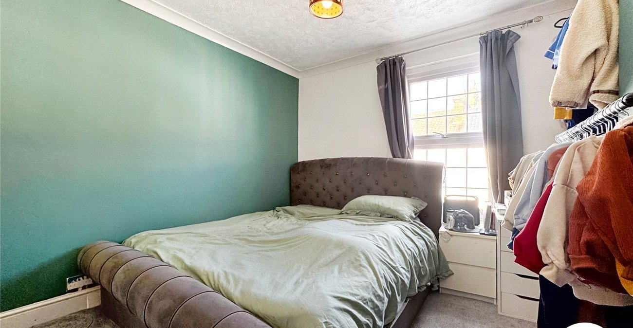 2 bedroom house for sale in Penenden Heath | Robinson Michael & Jackson