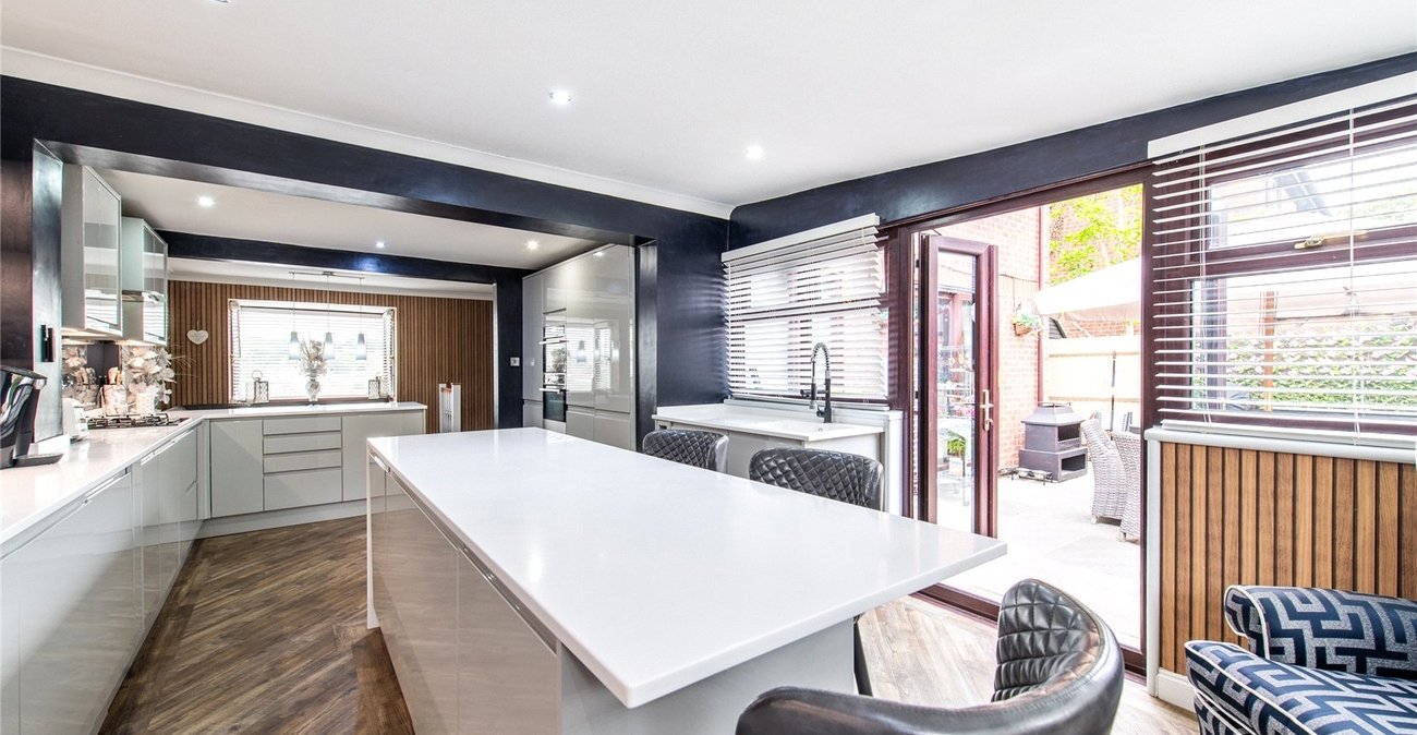 4 bedroom house for sale in Chatham | Robinson Michael & Jackson
