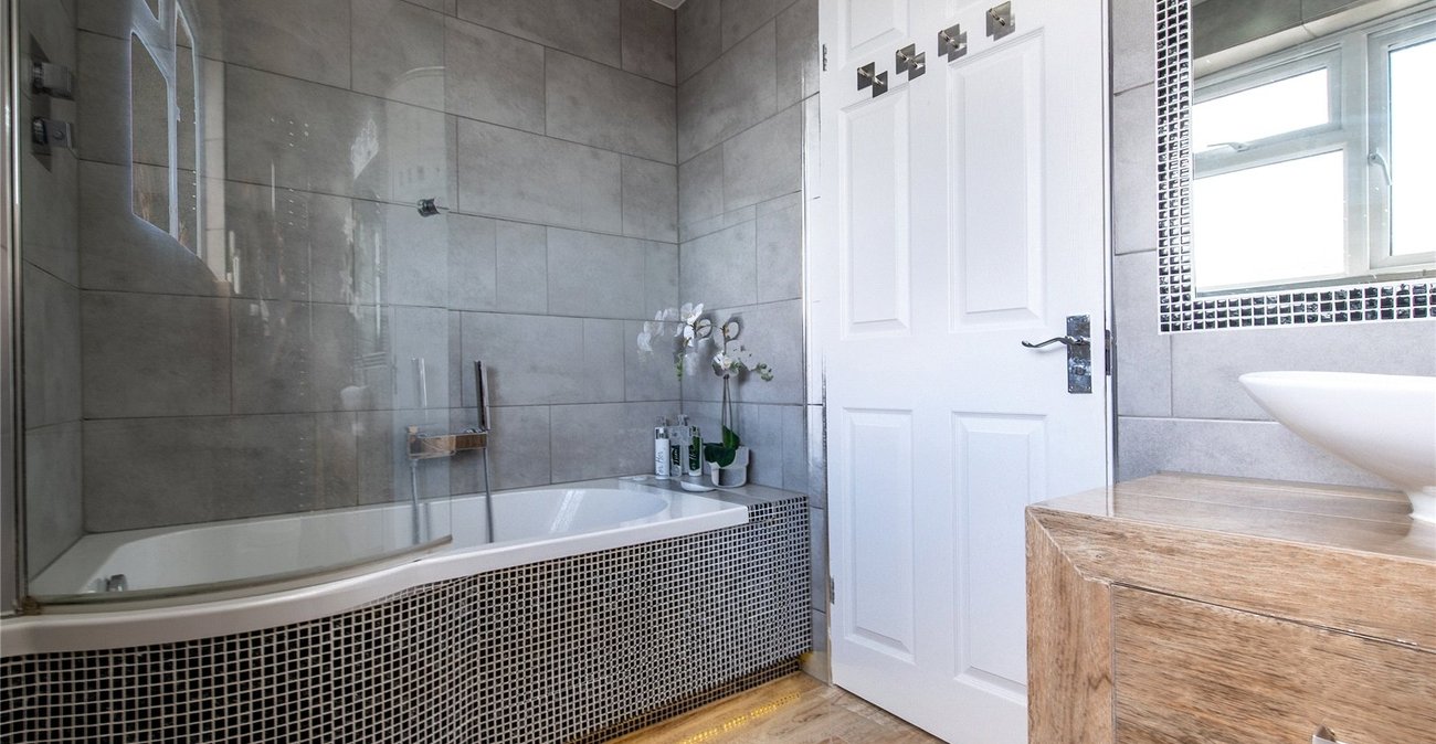 3 bedroom house for sale in Sittingbourne | Robinson Michael & Jackson