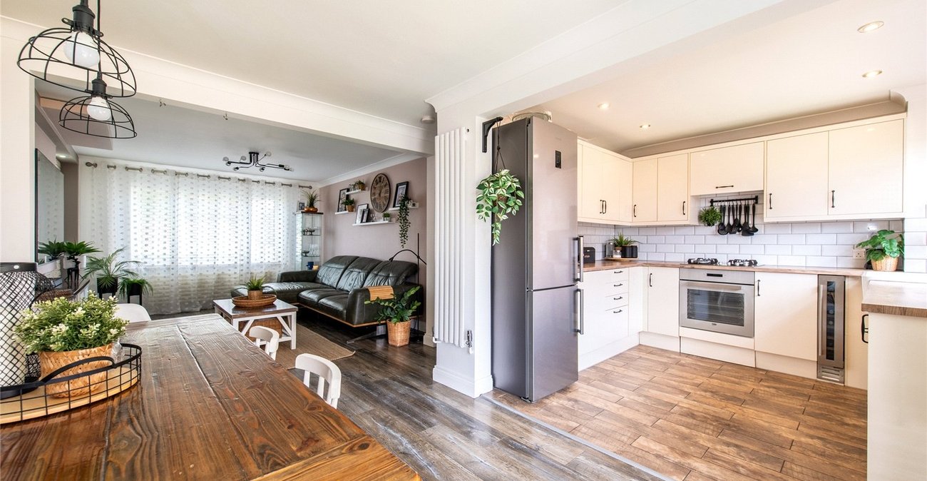 3 bedroom house for sale in Sittingbourne | Robinson Michael & Jackson