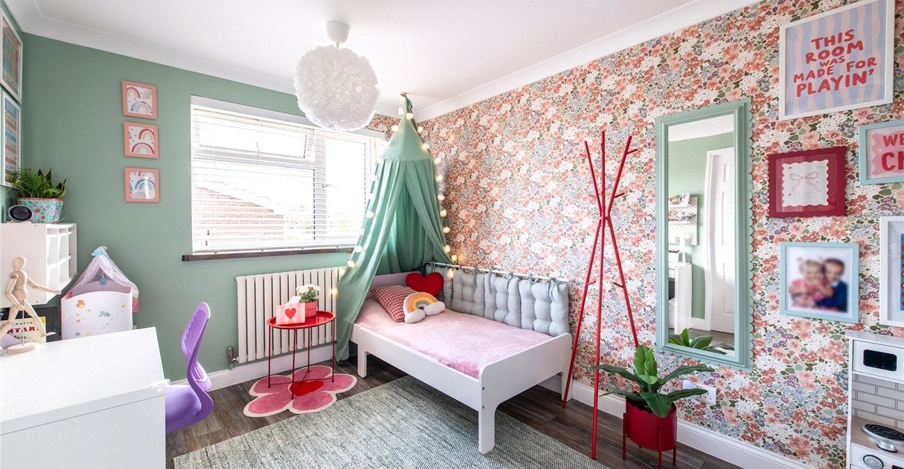 3 bedroom house for sale in Sittingbourne | Robinson Michael & Jackson
