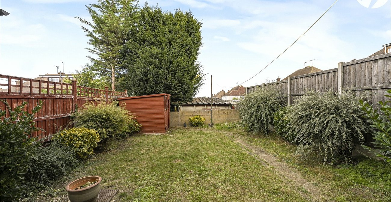 3 bedroom house for sale in Crayford | Robinson Jackson