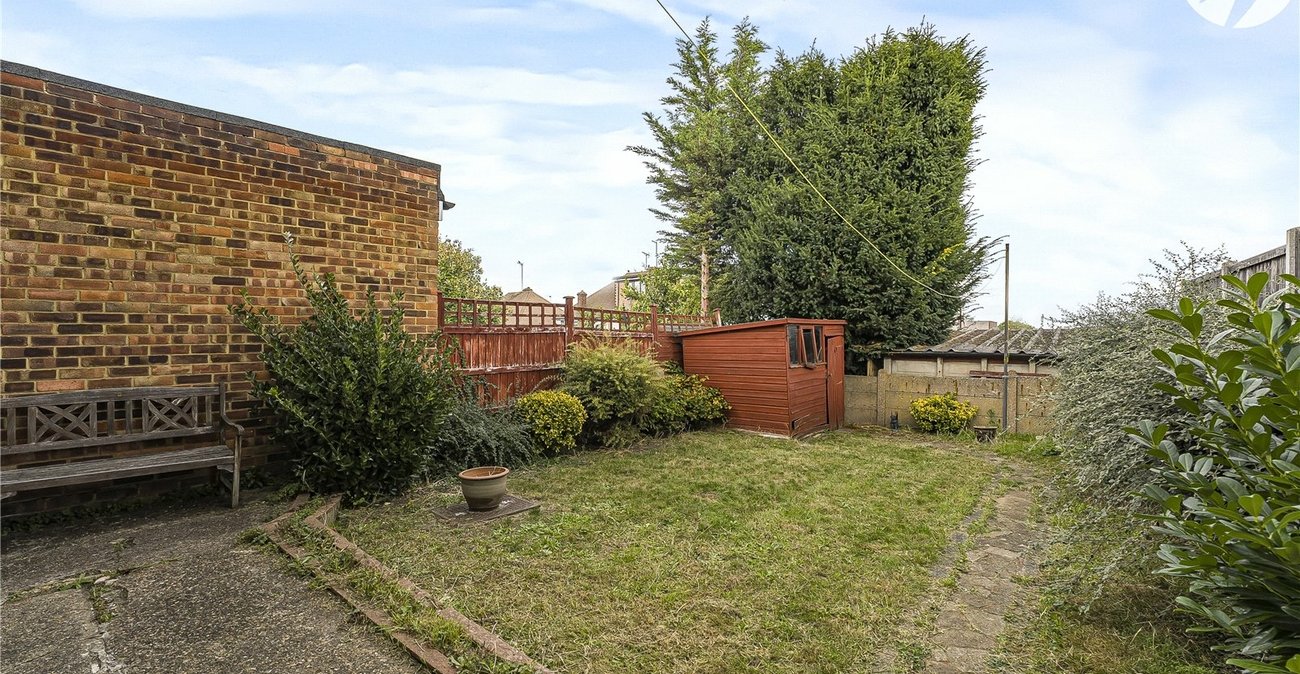 3 bedroom house for sale in Crayford | Robinson Jackson