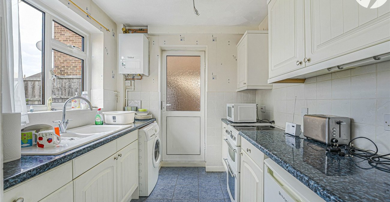 3 bedroom house for sale in Crayford | Robinson Jackson
