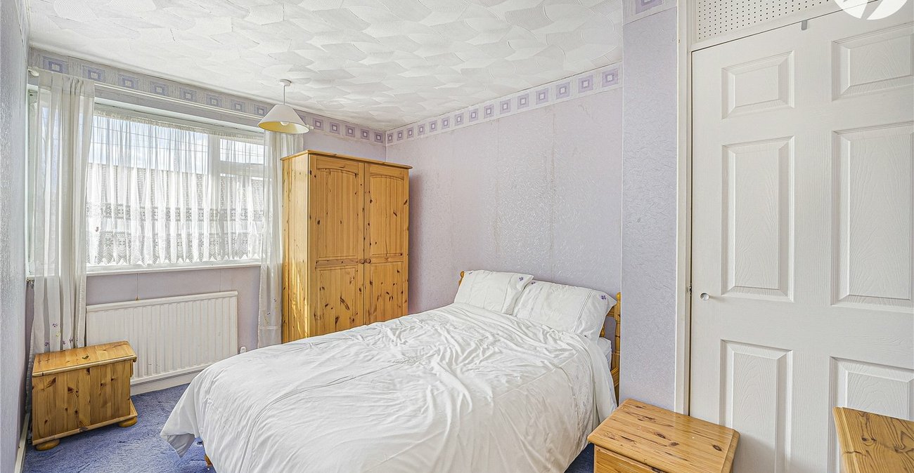 3 bedroom house for sale in Crayford | Robinson Jackson