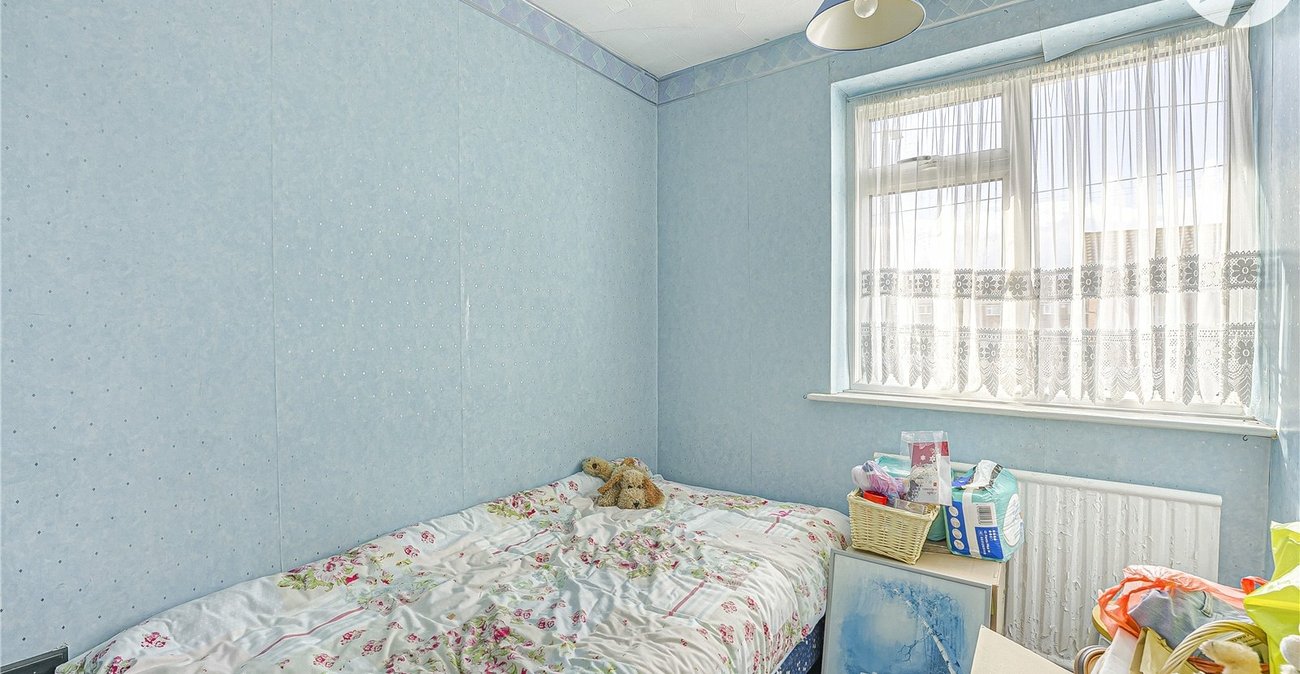 3 bedroom house for sale in Crayford | Robinson Jackson