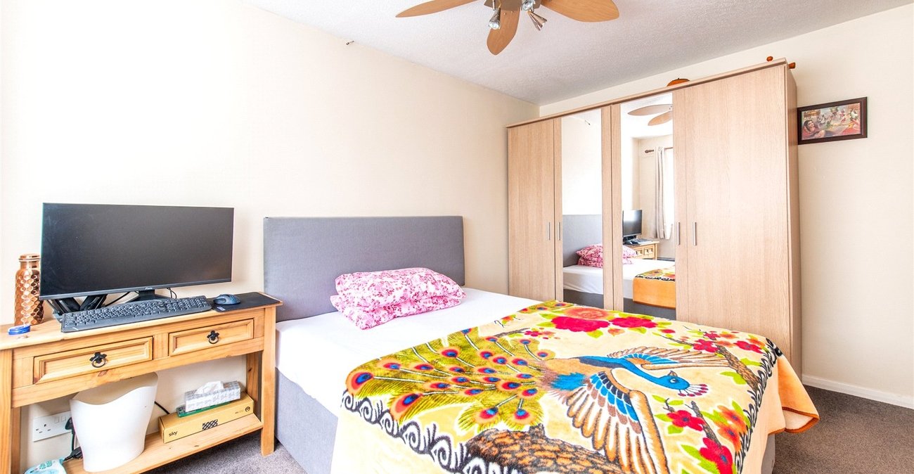 4 bedroom house for sale in Gravesend | Robinson Michael & Jackson