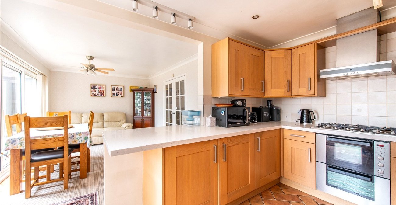 4 bedroom house for sale in Gravesend | Robinson Michael & Jackson