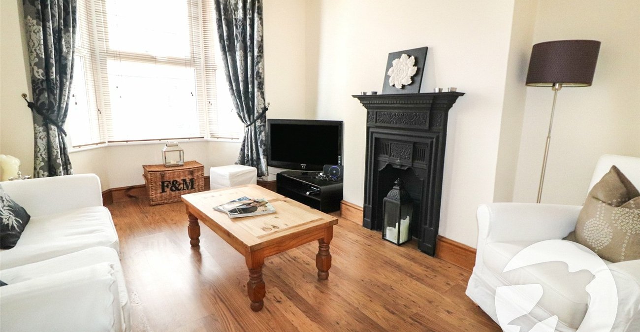 3 bedroom house for sale in Erith | Robinson Jackson