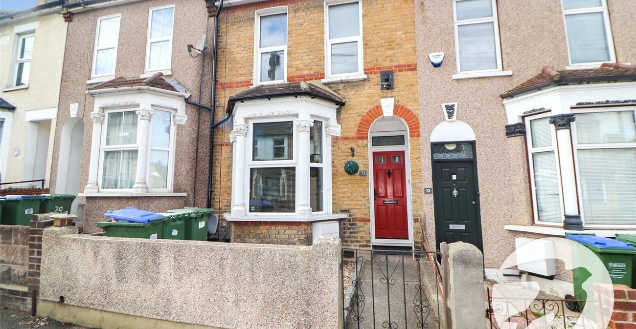 3 bedroom house for sale in Erith | Robinson Jackson