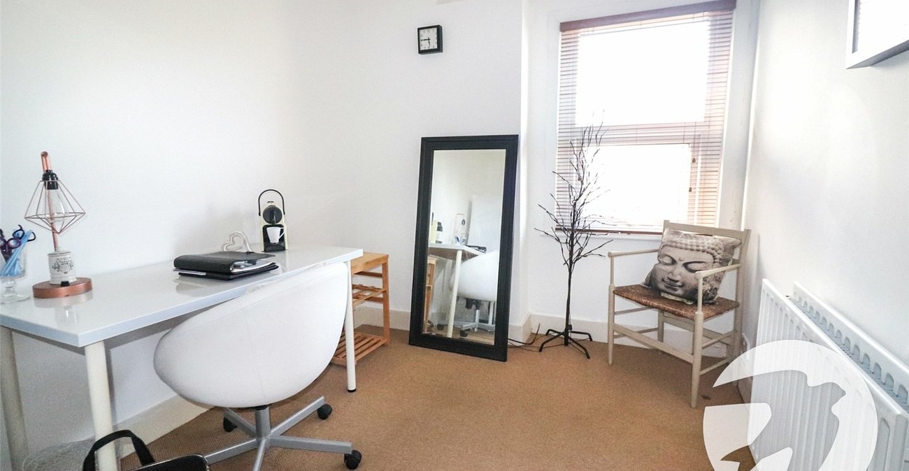 3 bedroom house for sale in Erith | Robinson Jackson