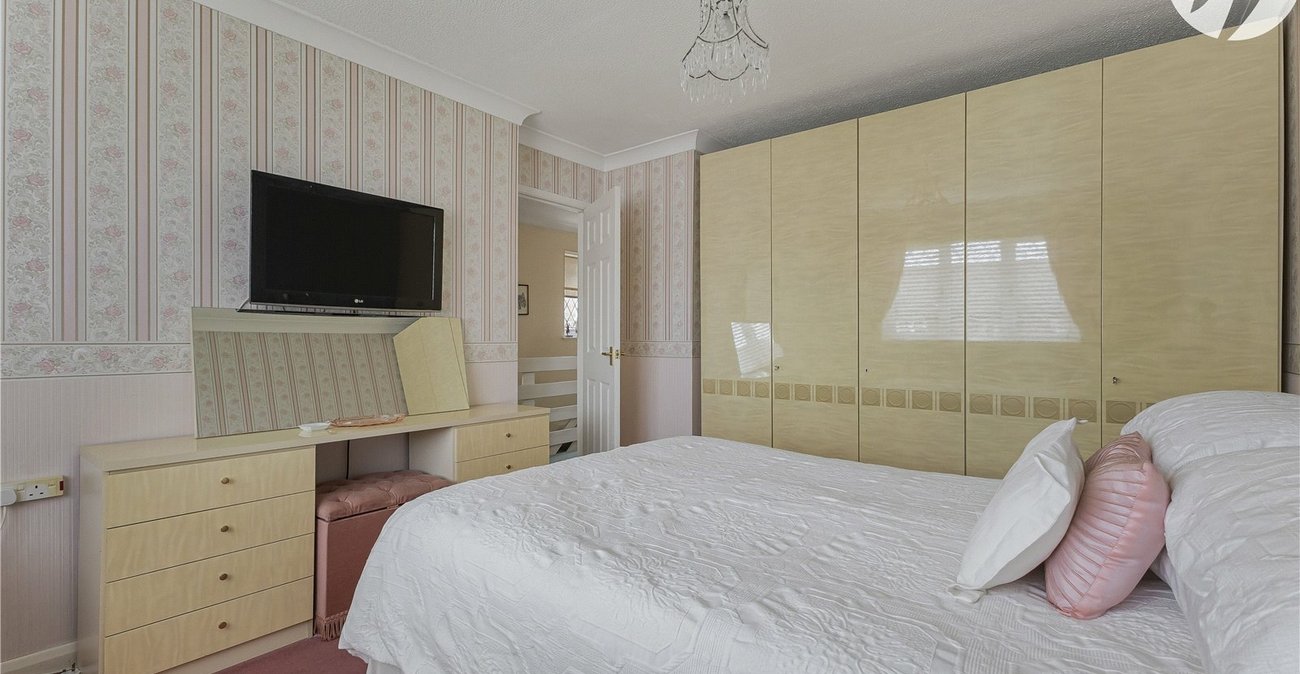 3 bedroom house for sale in Swanley | Robinson Jackson