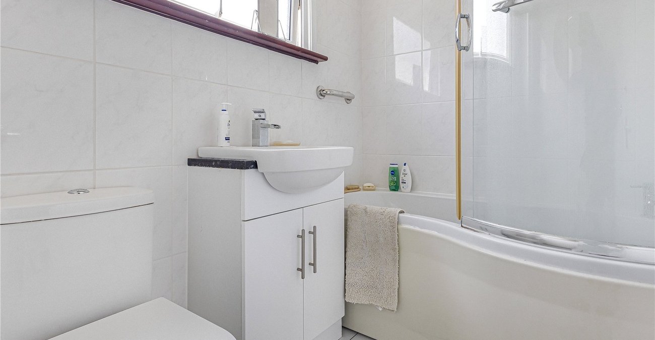 3 bedroom house for sale in Swanley | Robinson Jackson