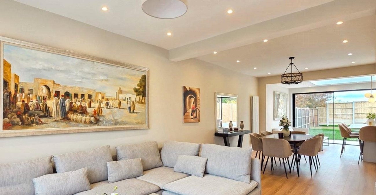 5 bedroom house for sale in London | Robinson Jackson