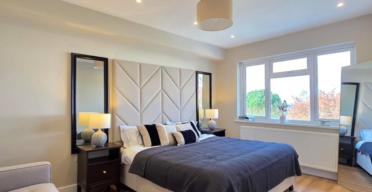 5 bedroom house for sale in London | Robinson Jackson