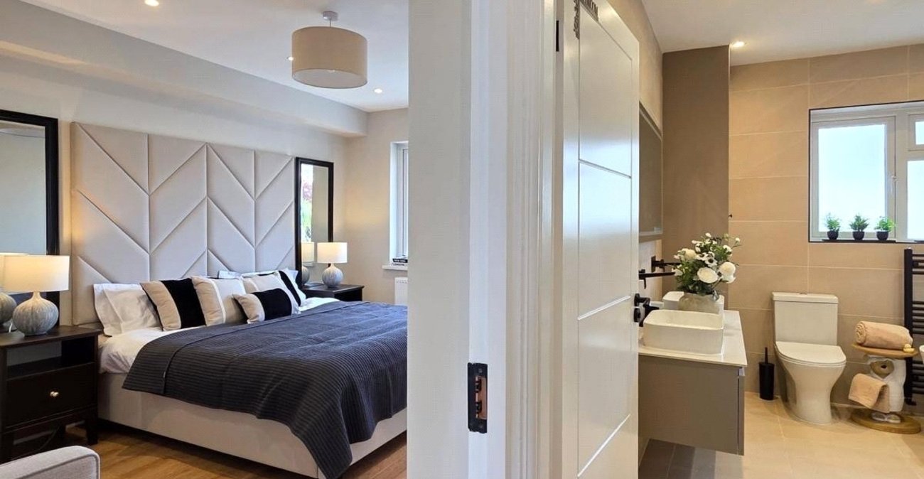 5 bedroom house for sale in London | Robinson Jackson