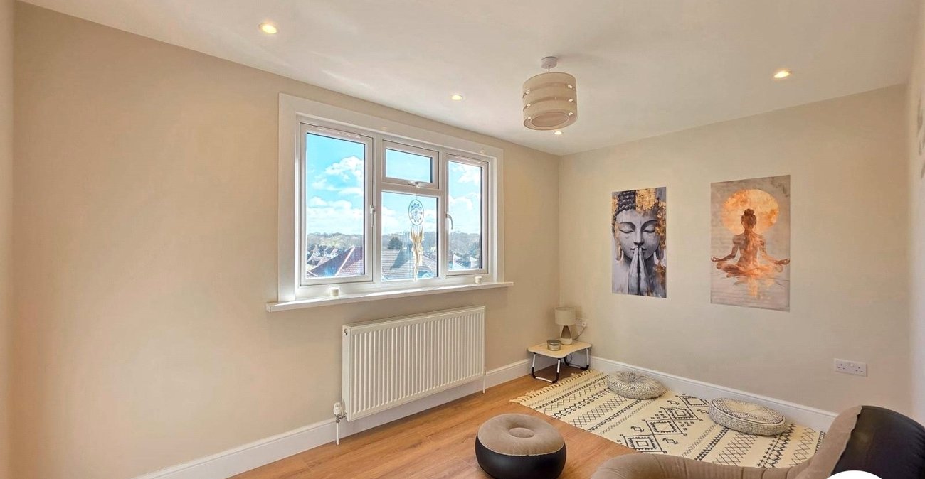 5 bedroom house for sale in London | Robinson Jackson