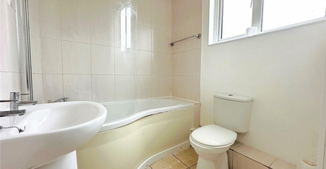 2 bedroom house for sale in Catford | Robinson Jackson