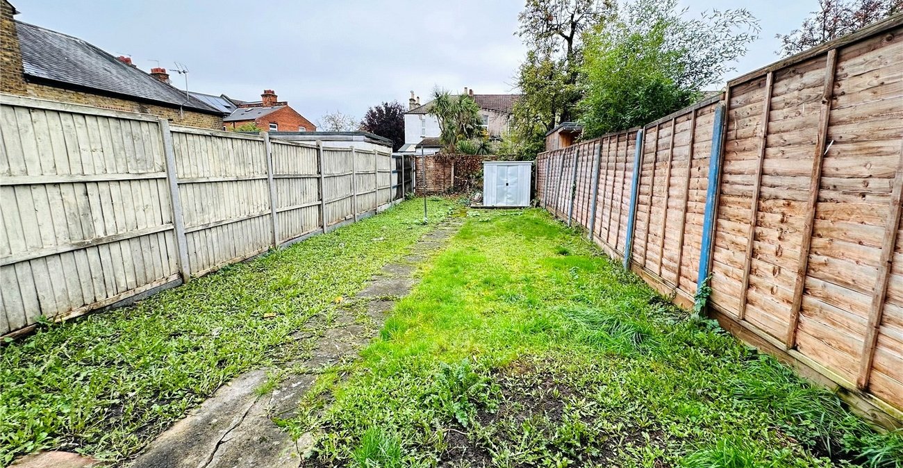 2 bedroom house for sale in Catford | Robinson Jackson