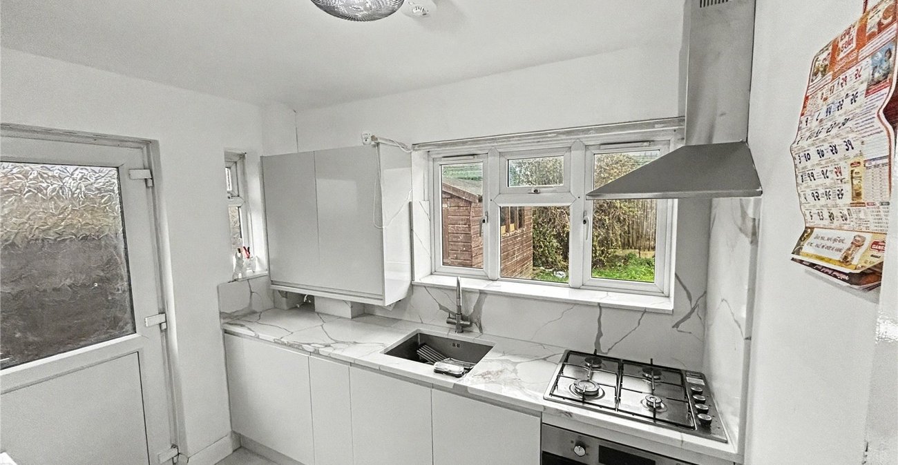 1 bedroom bungalow for sale in Welling | Robinson Jackson