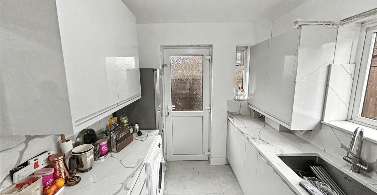 1 bedroom bungalow for sale in Welling | Robinson Jackson