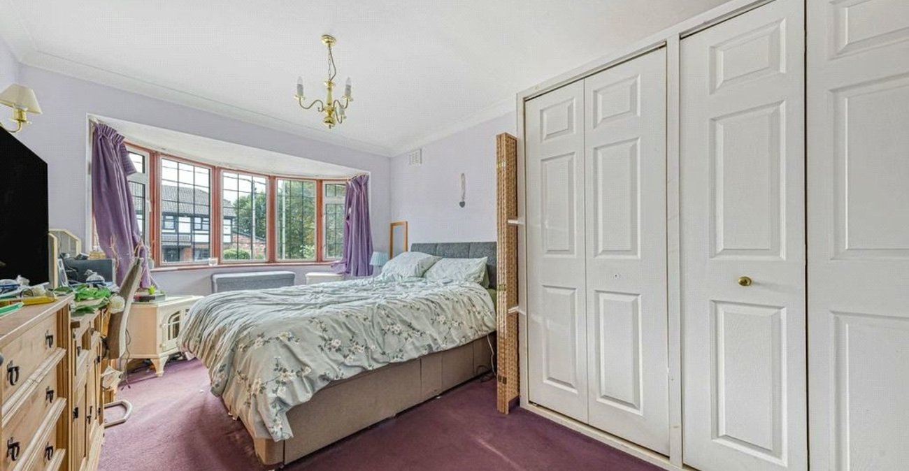 2 bedroom bungalow for sale in Green Street Green | Robinson Jackson