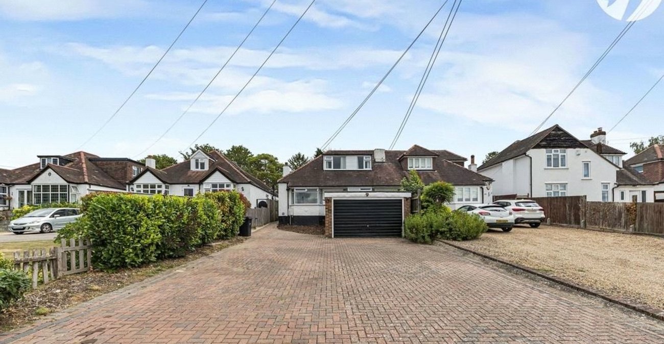 5 bedroom property for sale in Orpington | Robinson Jackson