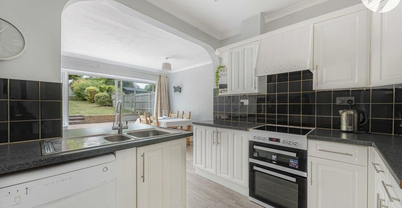 5 bedroom property for sale in Orpington | Robinson Jackson