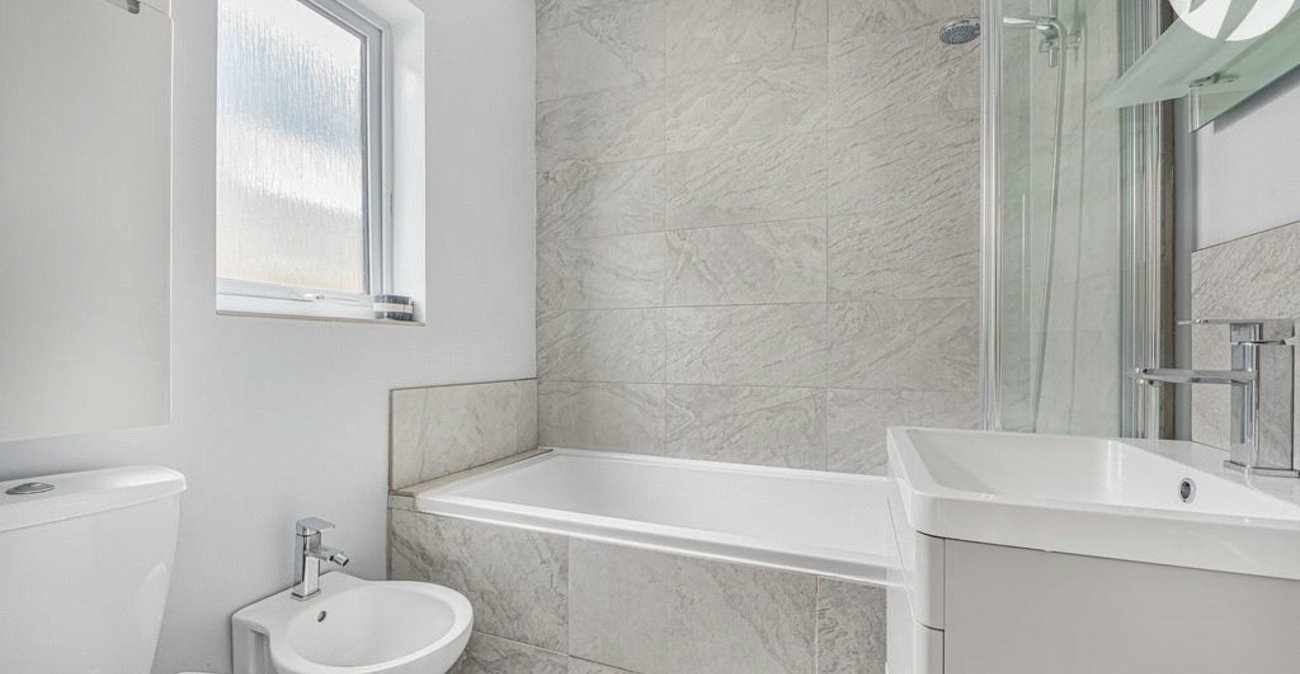 5 bedroom property for sale in Orpington | Robinson Jackson