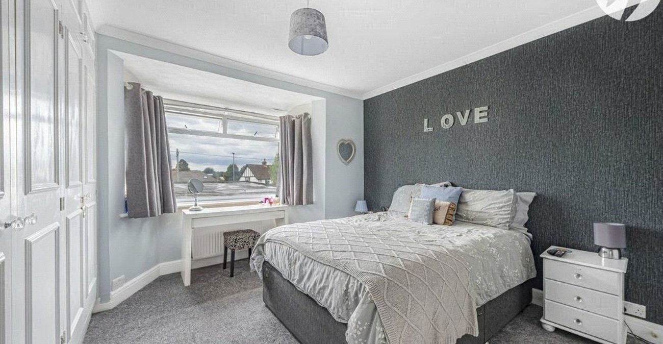 5 bedroom property for sale in Orpington | Robinson Jackson