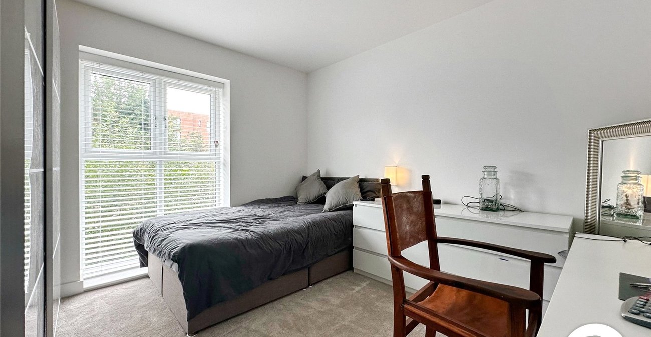 2 bedroom property for sale in Rochester | Robinson Michael & Jackson