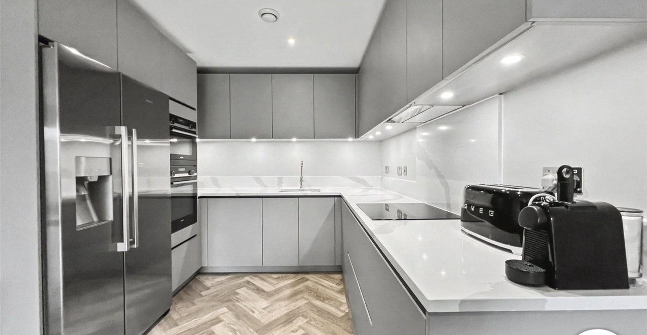 2 bedroom property for sale in Rochester | Robinson Michael & Jackson