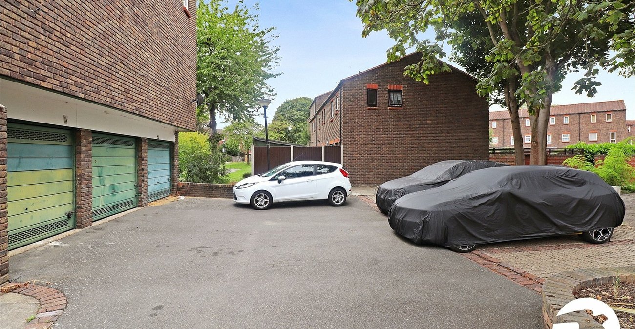 1 bedroom property for sale in Erith | Robinson Jackson