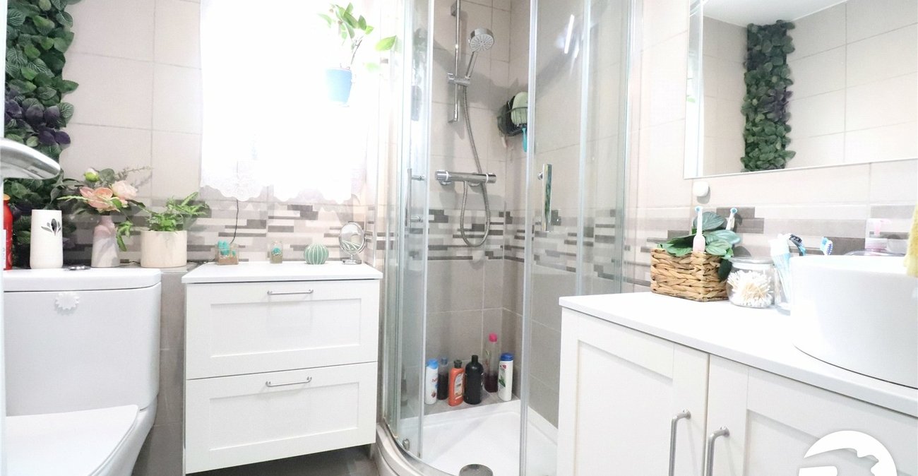 1 bedroom property for sale in Erith | Robinson Jackson