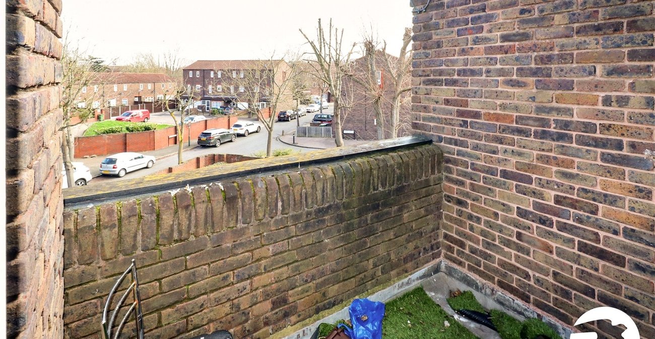 1 bedroom property for sale in Erith | Robinson Jackson