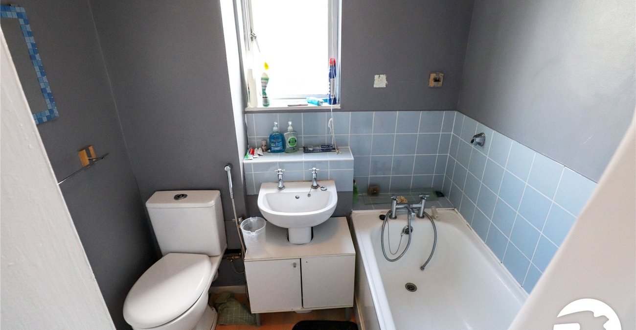 1 bedroom property for sale in Erith | Robinson Jackson