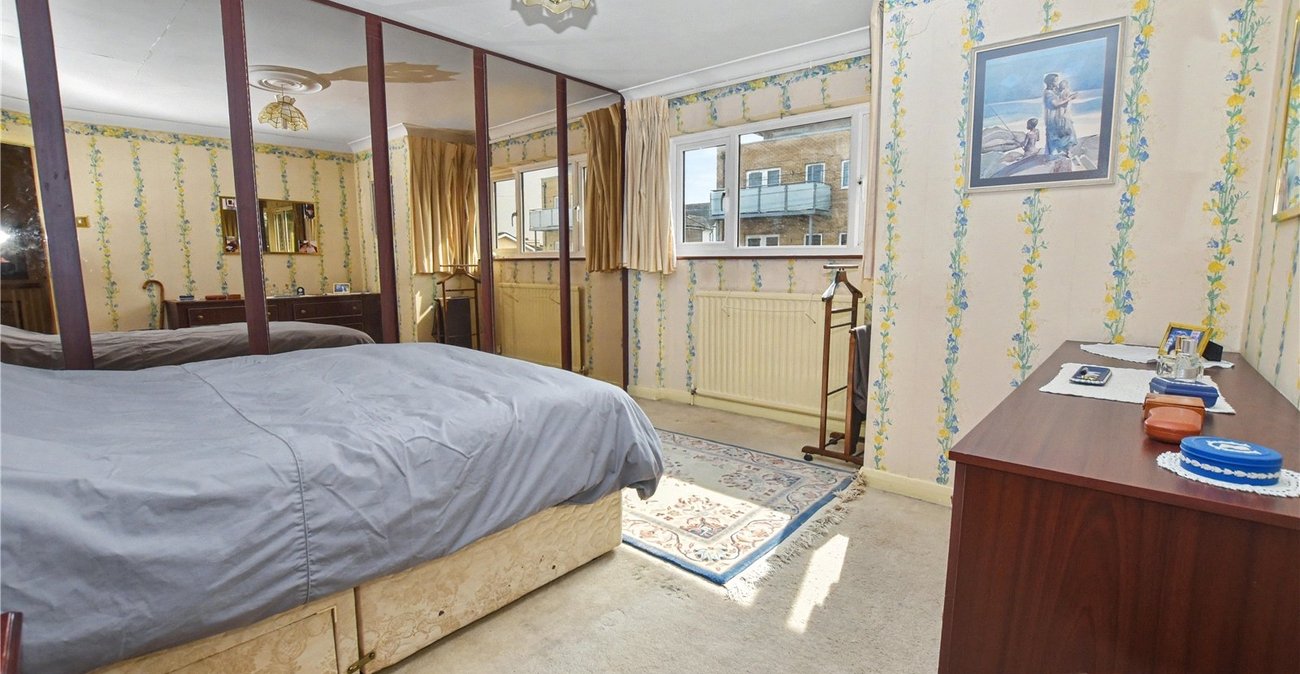 4 bedroom house for sale in Bexleyheath | Robinson Jackson