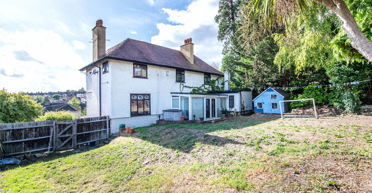 4 bedroom house for sale in Rochester | Robinson Michael & Jackson