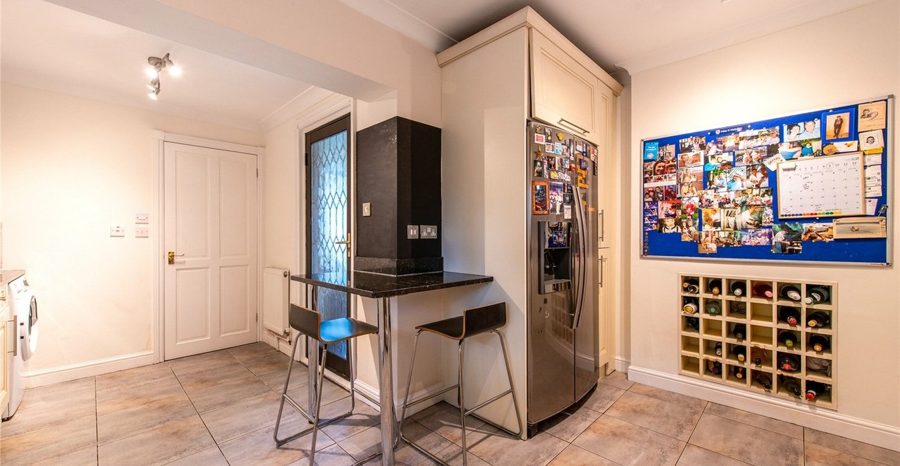 4 bedroom house for sale in Rochester | Robinson Michael & Jackson