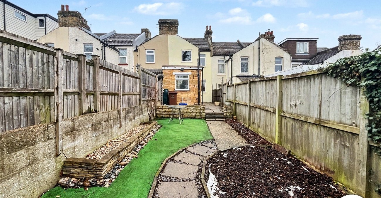 3 bedroom house for sale in Rochester | Robinson Michael & Jackson