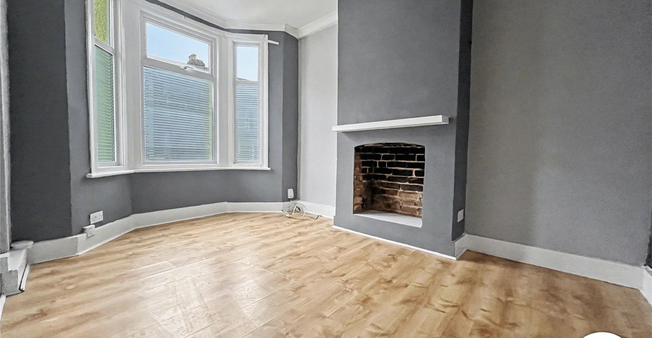 3 bedroom house for sale in Rochester | Robinson Michael & Jackson