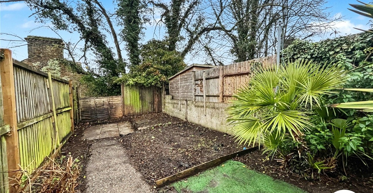 3 bedroom house for sale in Rochester | Robinson Michael & Jackson