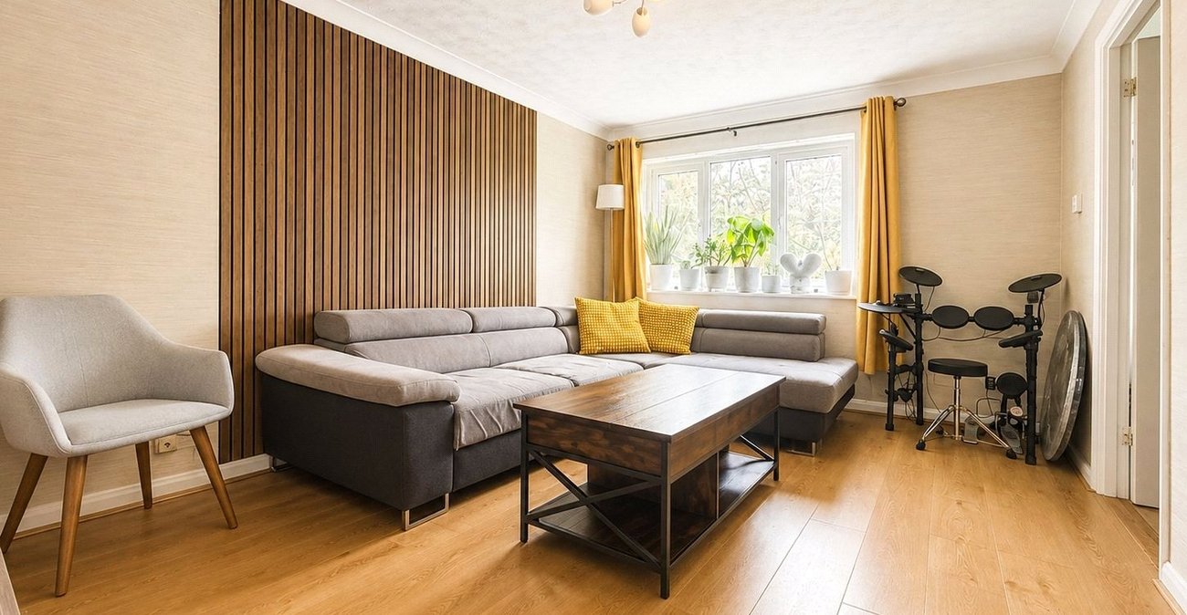2 bedroom property for sale in Thamesmead | Robinson Jackson