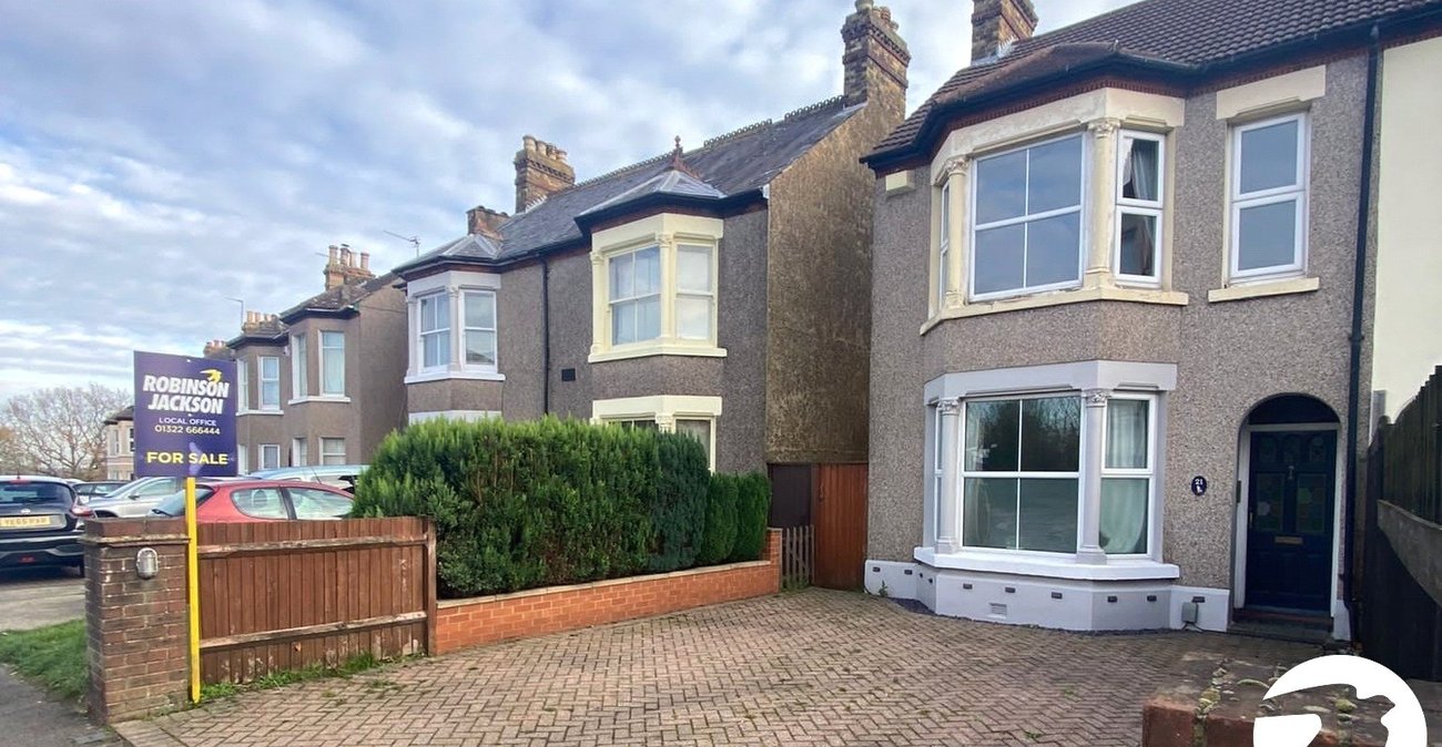 2 bedroom property for sale in Swanley | Robinson Jackson