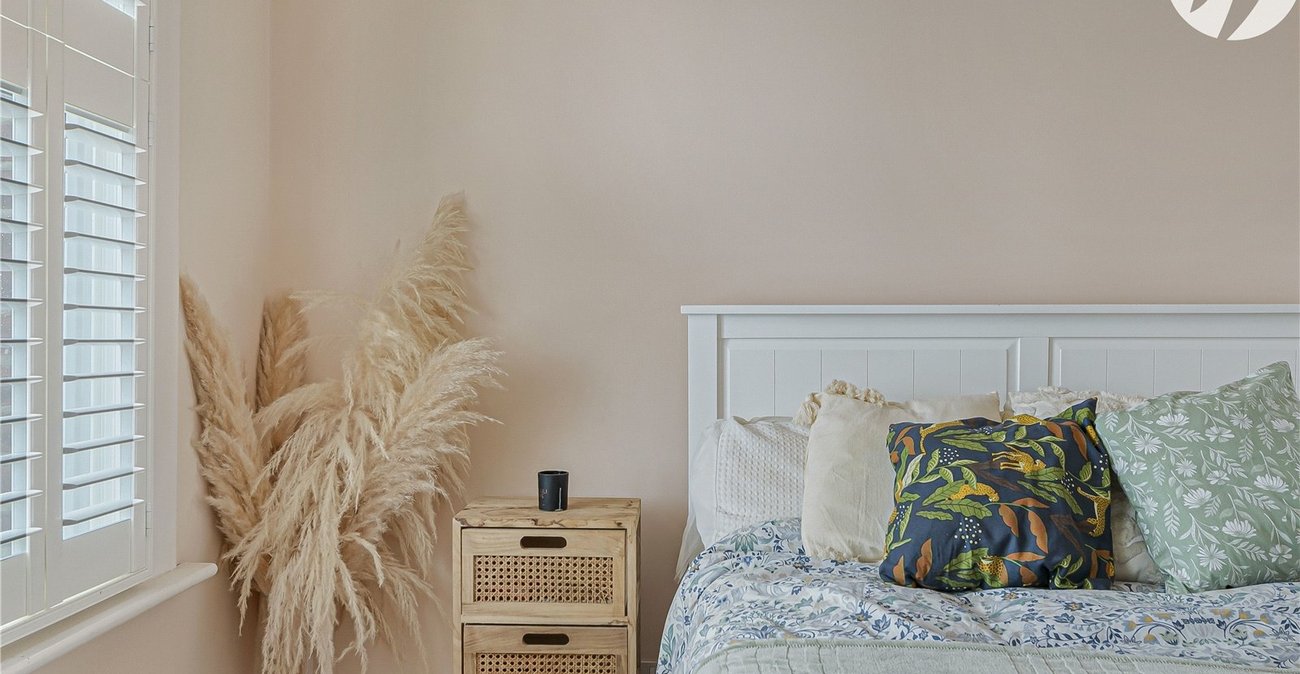 2 bedroom house for sale in Plumstead | Robinson Jackson