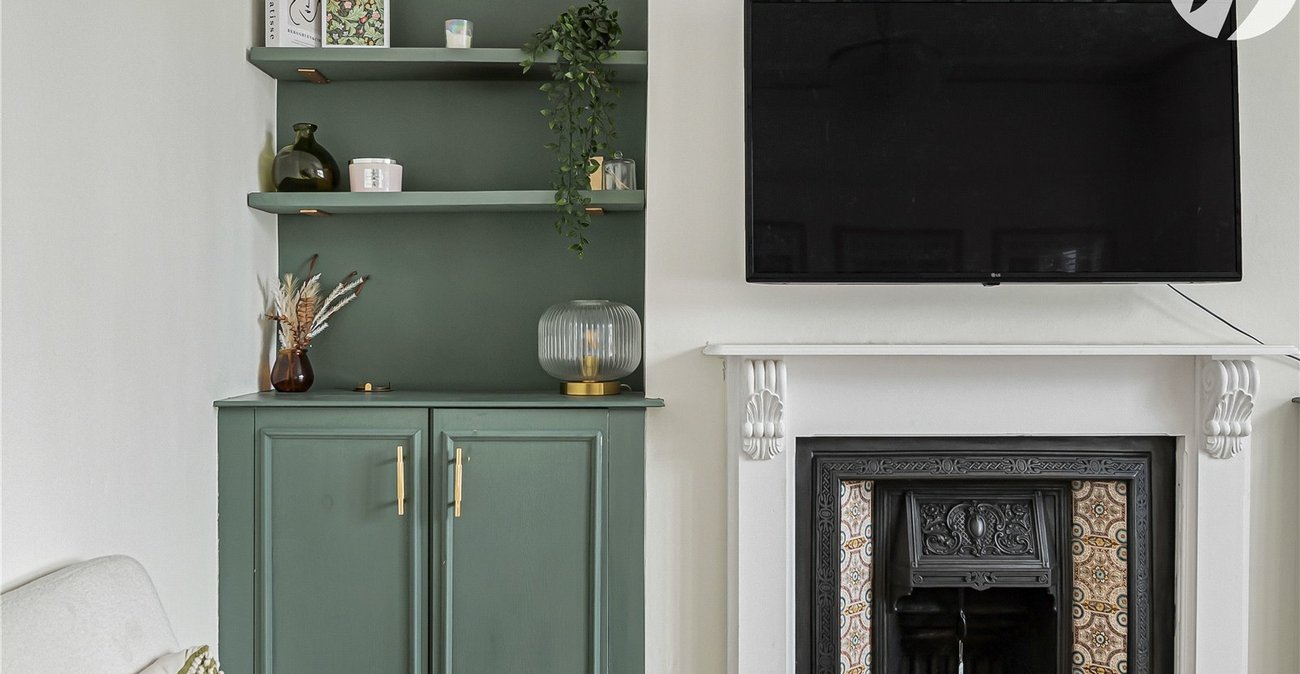 2 bedroom house for sale in Plumstead | Robinson Jackson