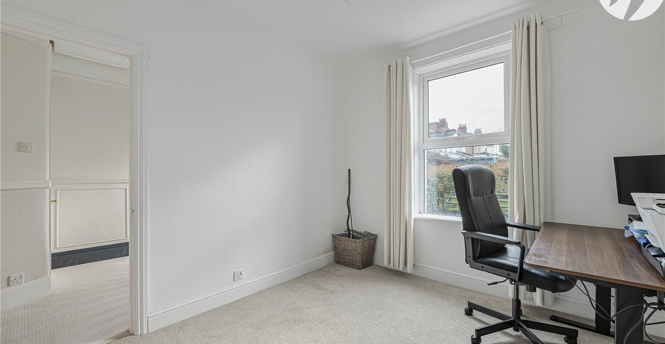 2 bedroom house for sale in Plumstead | Robinson Jackson