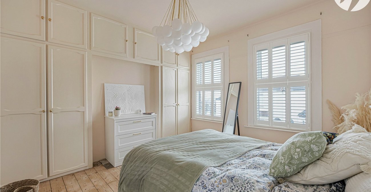 2 bedroom house for sale in Plumstead | Robinson Jackson